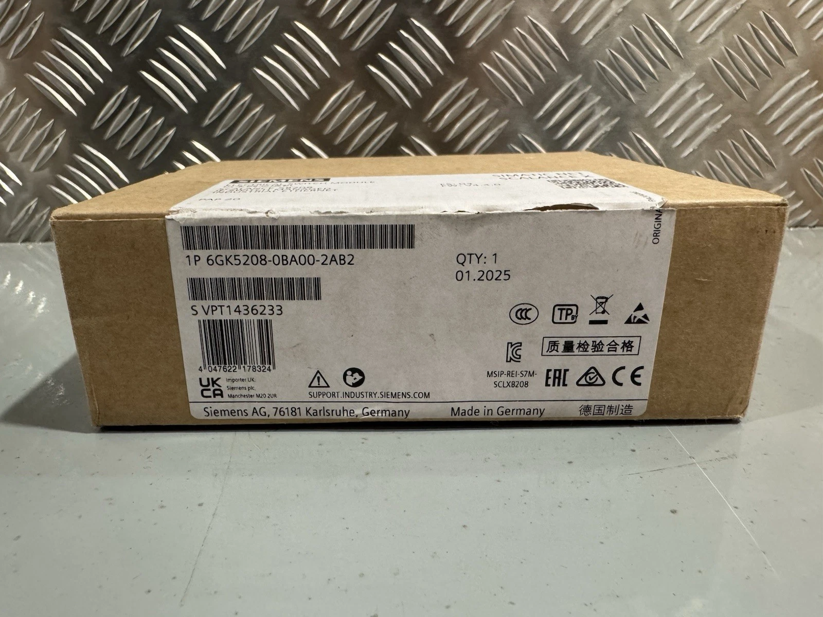 Siemens 6GK5208-0BA00-2AB2 2 Layer 8 Port Managed Ethernet Switch Brand New 2
