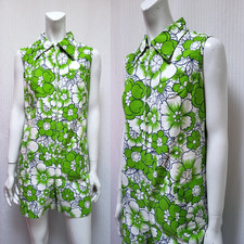 Vintage 1960s SEARS Green Flower Power Groovy Romper Playsuit - Size M - EUC