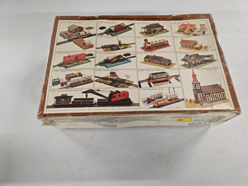 Vintage TYCO signal man with lighter shack HO Factory Sealed - Picture 2 of 4