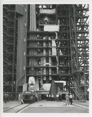 NASA, 1965 PAYLOAD MADE VERTICAL ON PAD 41, (8x10 reprint)
