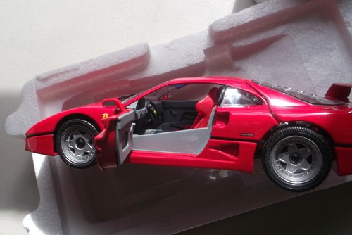 1989 FERRARI F40 RED CAR 1:24th FRANKLIN MINT #B11SG44 NEW IN BOX ALL PAPERWORK - Picture 5 of 12