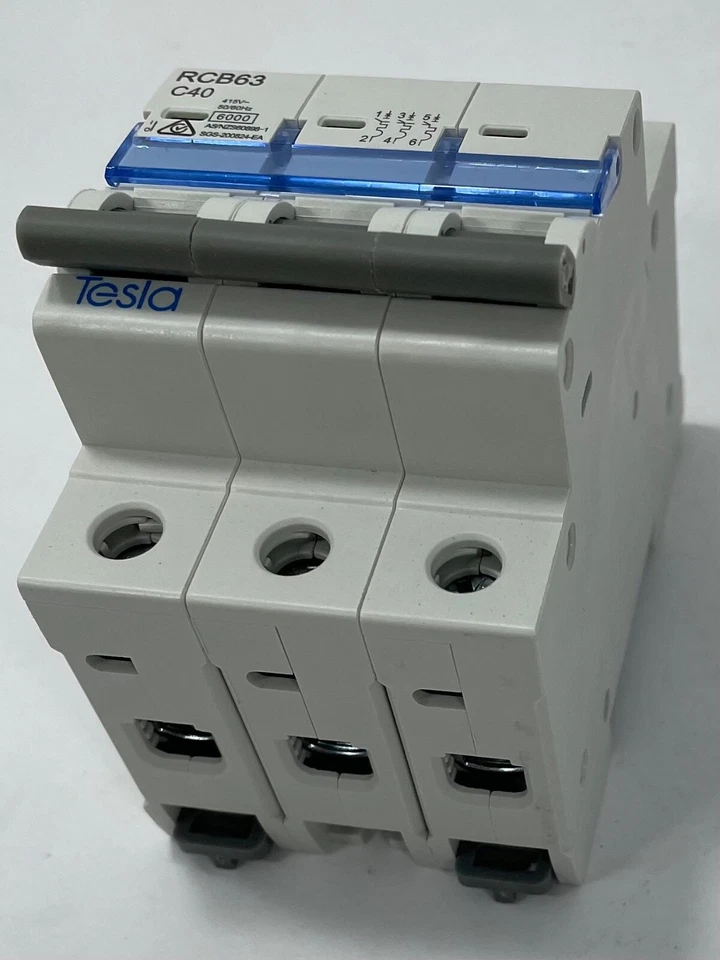 3 Phase Circuit Breaker  / 20A, 25, 32A, 40A, 50A, 63 Amp for Switchboard - image 3 of 4