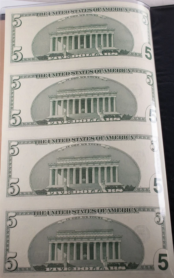 World Reserve 2003 $5 United States Currency Uncut Sheet 4 *Star* Notes UNC - Image 3 of 4