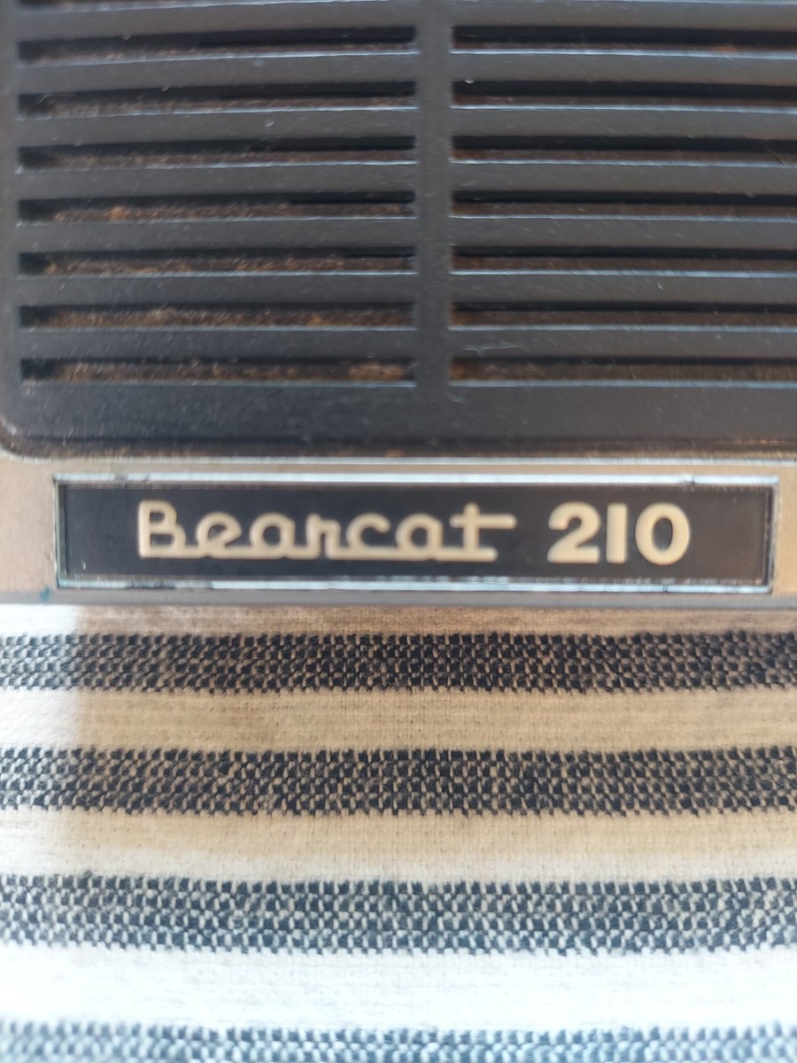 What can I do with a Bearcat 210xl scanner