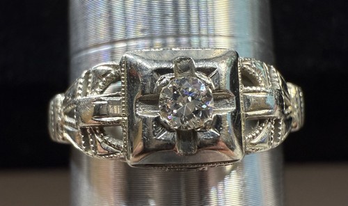 Beautiful art deco 18k .750 White Gold Ring .07 ct Diamond Sz 7 Engagement /Gift - Picture 5 of 8