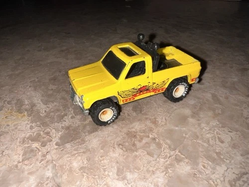 Vintage Hot Wheels 1977 Yellow Eagle Real Riders Bywayman Truck