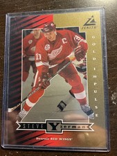 97 98 Zenith 5x7 uncut rare #100 Gold Impulse Steve Yzerman