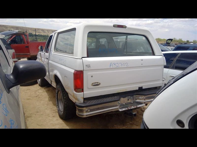 Б/у правостороннее зеркало подходит: 1993 Ford Bronco ручной 2 точки крепления поворотный замок - Изображение 4 из 4