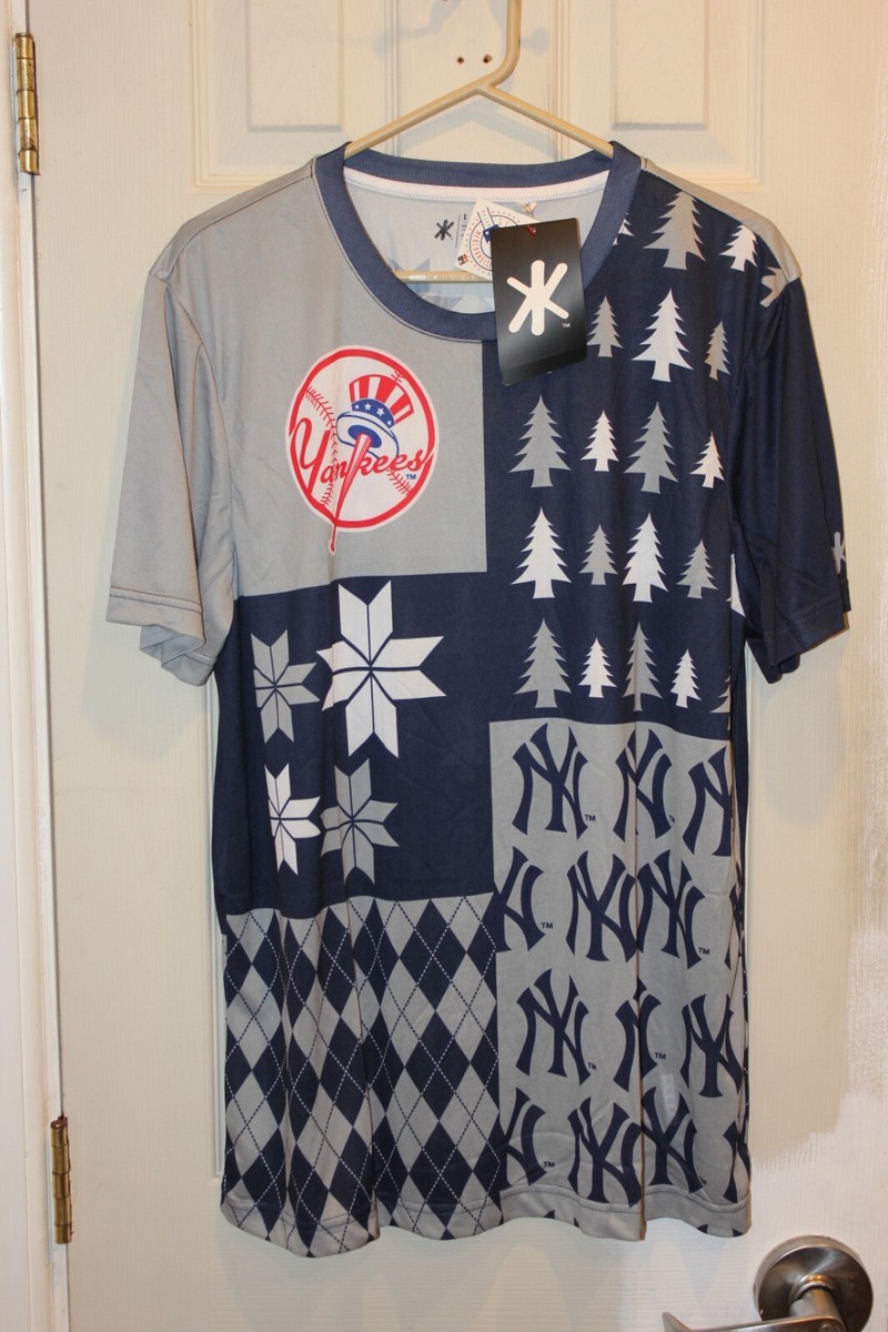 New York Yankees ugly Christmas sweater short-sleeve polyester t-shirt  (NWT) L