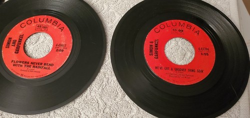 2 Simon & Garfunkel 45 RPM 7" Singles. I Am A Rock, The Sounds of Silence Vinyl - Picture 4 of 5