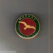 #D257. MACKAY   JUNIOR  SOCCER CLUB  LAPEL  BADGE - BIRD   THEME