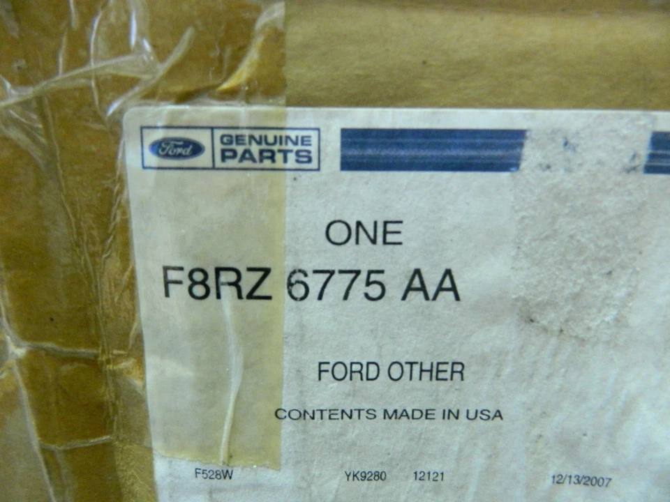 Nuevo protector contra salpicaduras superior derecho Ford Contour Mercury Mystique 1998-2000 fabricante de equipos originales Foto 3 de 3