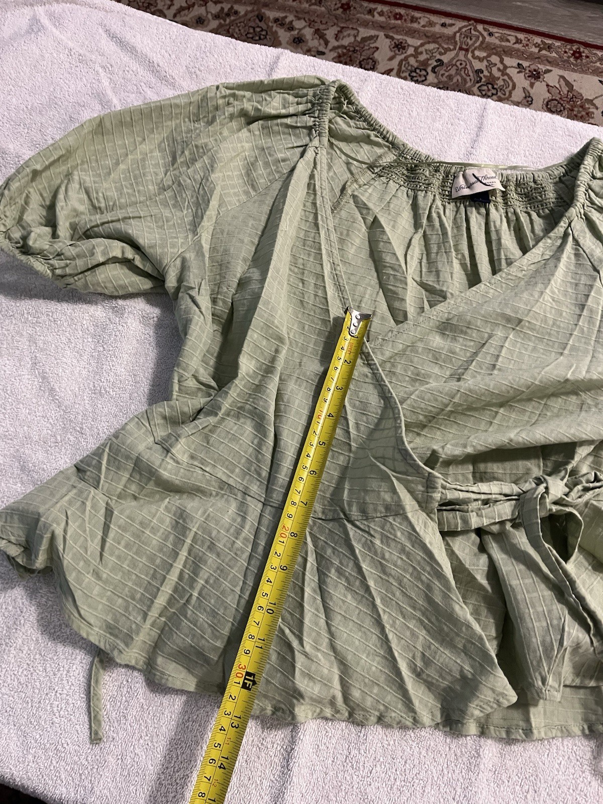 Universal Thread Green Wrap Blouse Puff Sleeve V-… - image 11