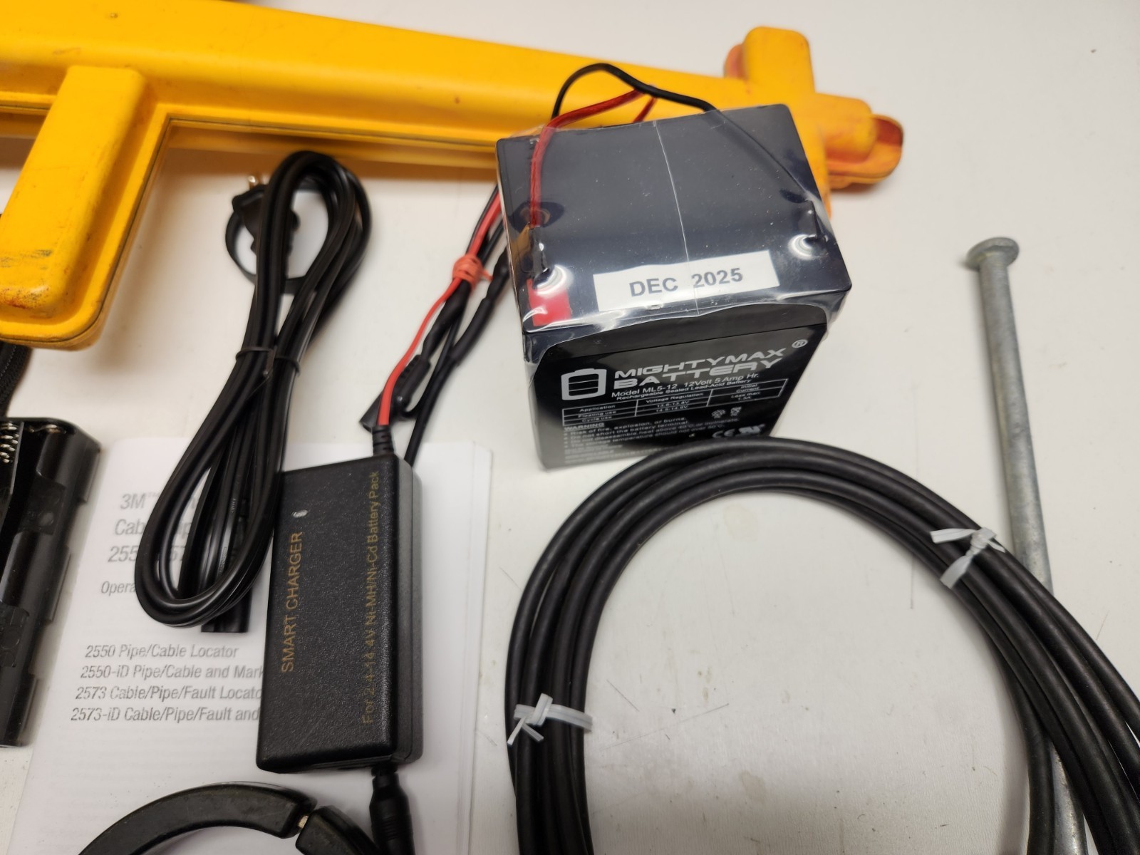 3M DYNATEL 2573 ID 12 watt CABLE PIPE LOCATOR Subsite Vivax  2550 2250 2273 #14