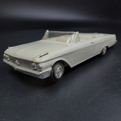Rare  1962 Ford Galaxie Sunliner Converible AMT Promo Promotional Car Junkyard 