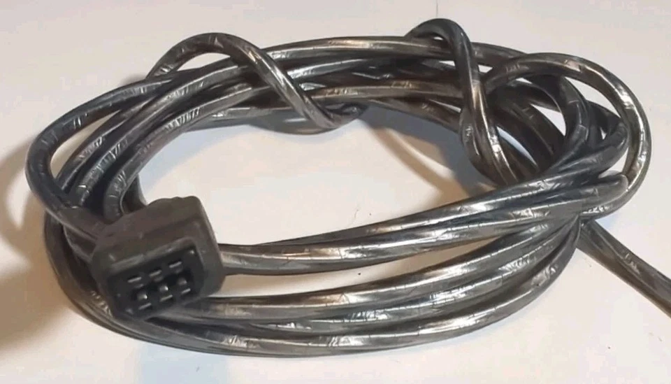 Nintendo GameBoy - Camera Link Cable - Image 3 of 3