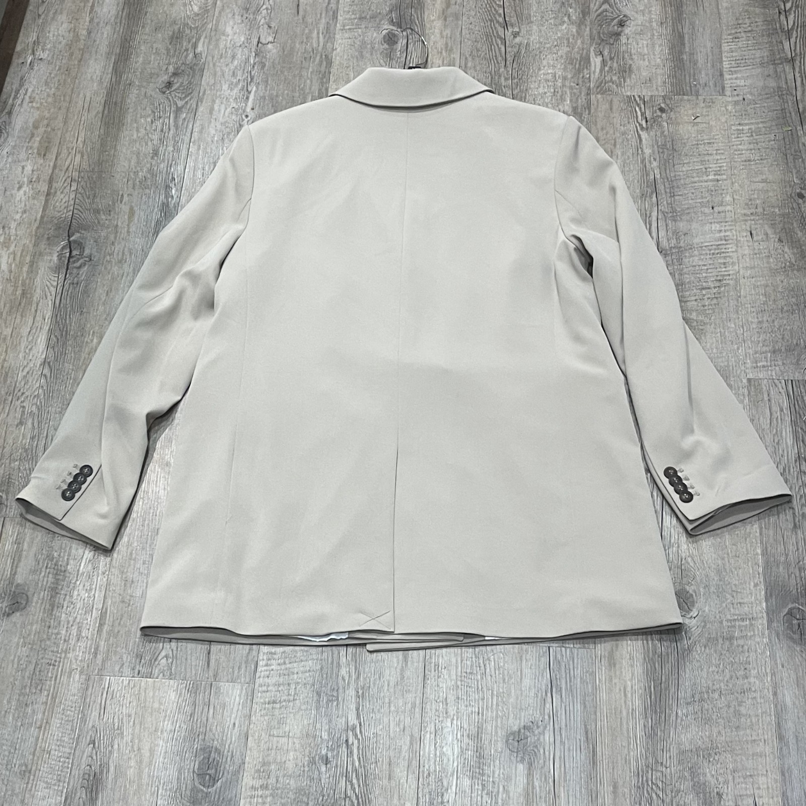 H&M Women's Beige Solid Single-Button Notch Colla… - image 2