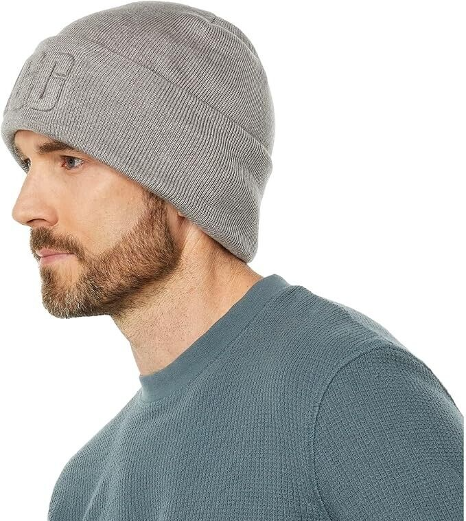UGG men display picture 1