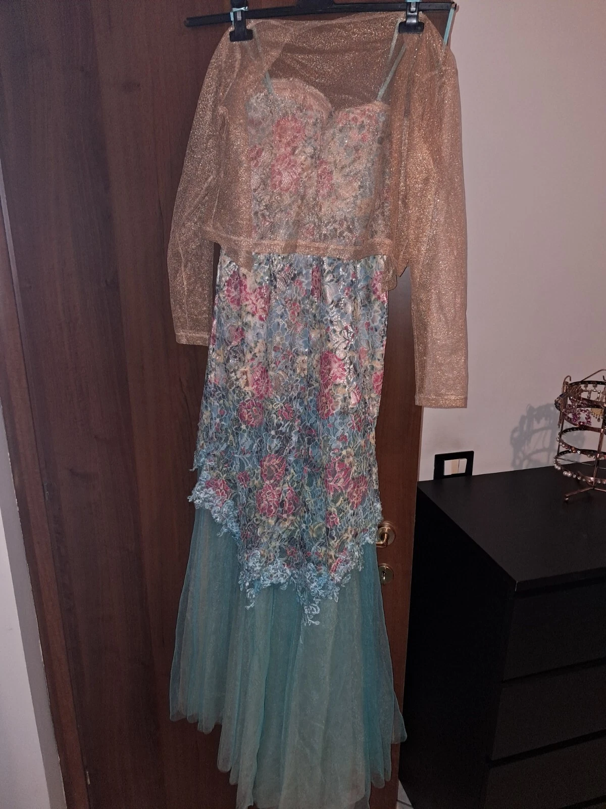 Foto 7 di 9