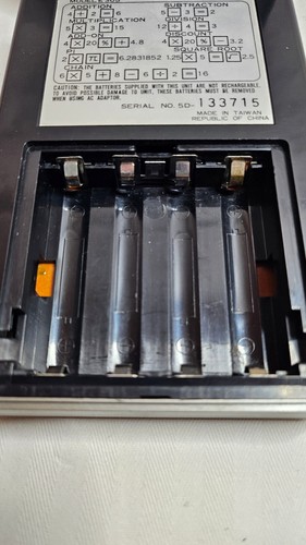 LLOYD'S ACCUMATIC 305 vintage Taschenrechner 1975 VFD Röhrenanzeige Funkt.! - Afbeelding 8 van 9