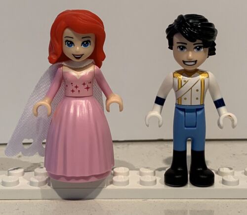 Princess Ariel and Prince Eric - Lego Minifigures - Picture 1 of 1