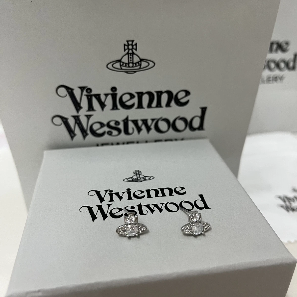 Vivienne westwood earring best sale box