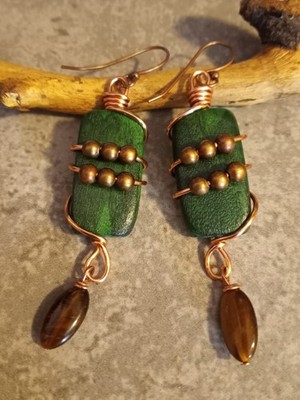 UNIQUE GREEN WOOD BEAD/TIGER EYE/ANTIQUE COPPER BEAD/BRIGHT COPPER WIRE EARRINGS