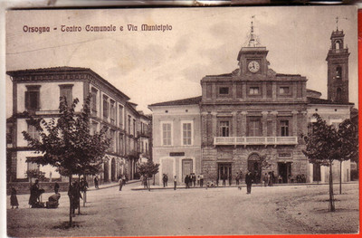 POSTCARD BEAR FP TRAVELLED 1933 THEATRE AND STREET TOWN HALL ANIMATED OCC