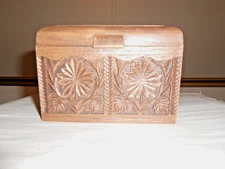 Vtg MCM LERNER Plastic faux Wood embossed carved sewing storage Box Melville, NY