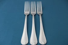 3 Dinner Forks Reed & Barton SUSSEX 18/10 Stainless China NEW 8"