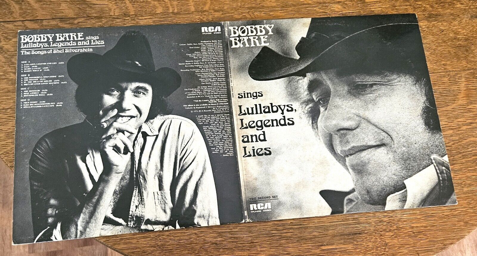 BOBBY BARE   'sings lullabys, legends and lies'  '73 rca / gatefold /vg+(DOUBLE)