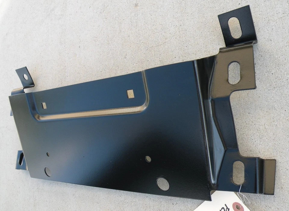 SOPORTE PARACHOQUES CENTRAL TRASERO TRASERO LINCOLN CONTINENTAL 66-69 1966-1969 FORD OEM Foto 4 de 4