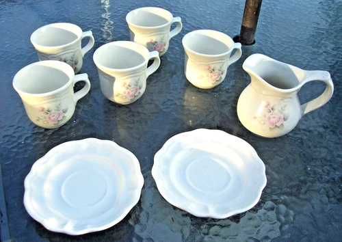 5 Pfaltzgraff Tea Rose Stoneware 8 Oz Coffee Mugs Tea Cups, 2 Saucers & Creamer
