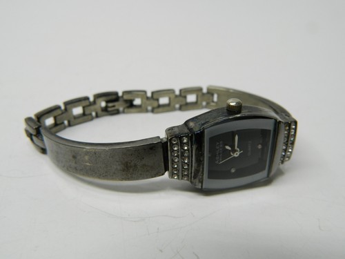 Beautiful ASHLEY PRINCESS lady's/Woman's watch/wristwatch - Picture 2 of 5