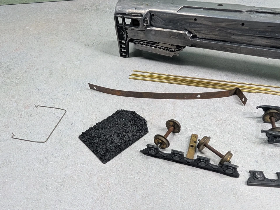 USED Bowser HO Scale T1 Duplex Locomotive Shell & Parts, Metal READ - Image 4 of 4