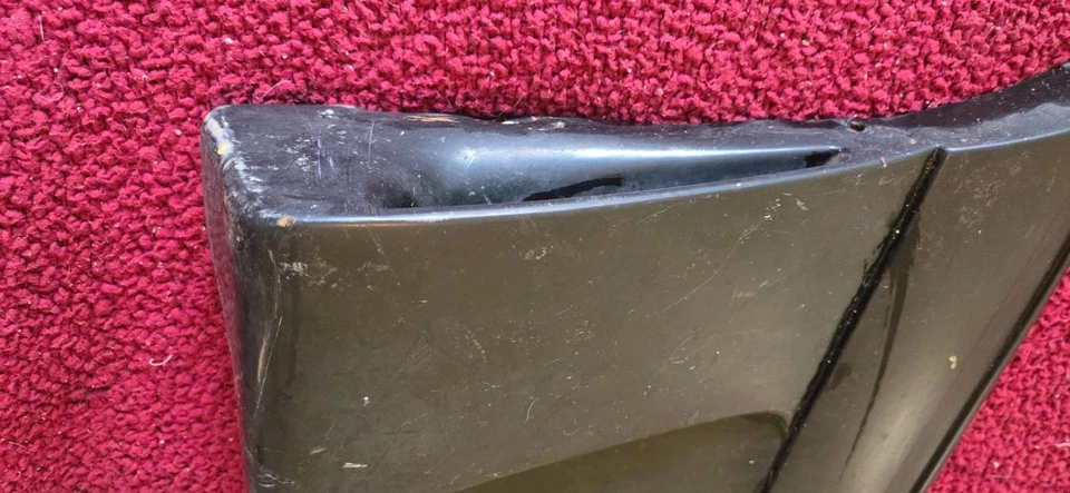 87-90 Mustang GT Right Side Fender Spat Ground Effect - Image 2 of 4