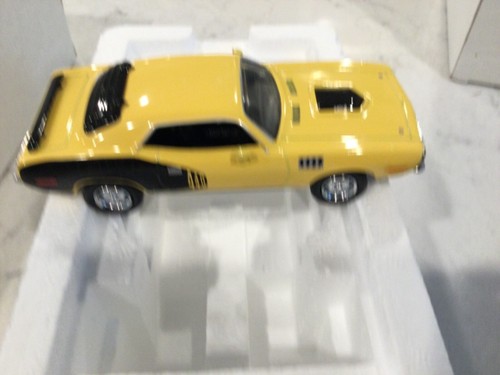Matchbox Models of Yesteryear 1:43 1971 Plymouth Barracuda 440 Diecast - YMC02-M - Picture 4 of 8
