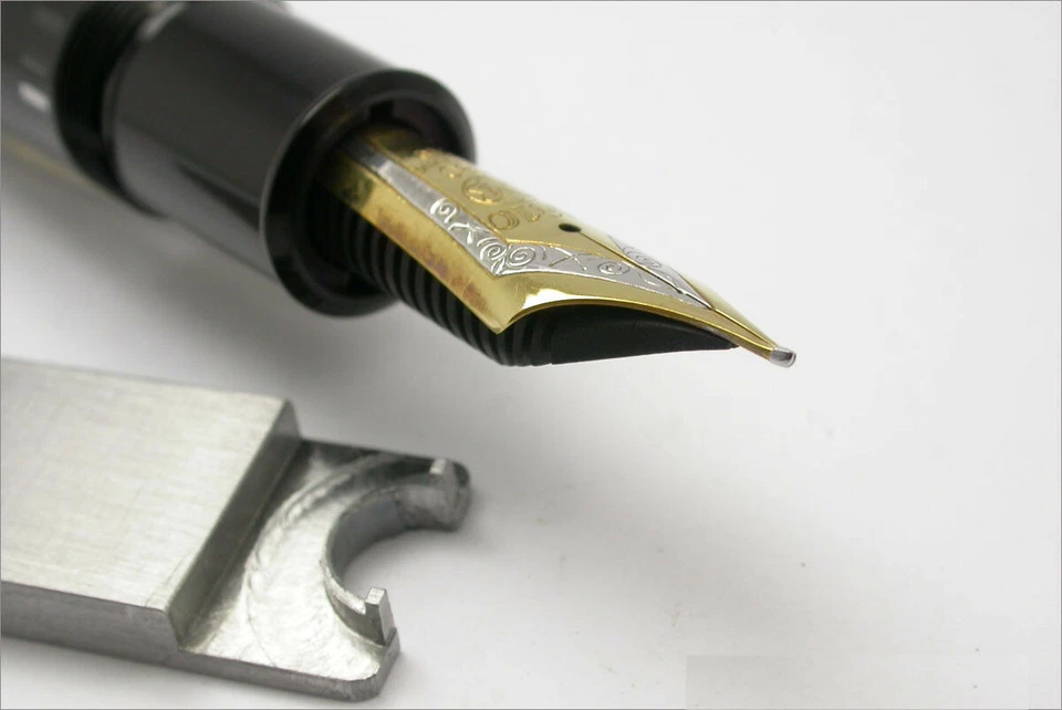 1950-2014 MONTBLANC MASTERPIECE 149 NIB REMOVAL TOOL DISASSAMBLE REPAIR WRENCH - Image 3 of 4