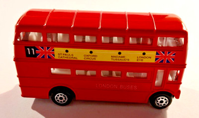 Doppeldecker Bus - We go Everywhere - 11 London Transport - rot - Spielzeug Auto