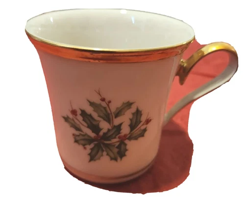 Vintage Lenox Mug Holiday Dimension Holly Berry 3.5" Gold Handle & Rim USA