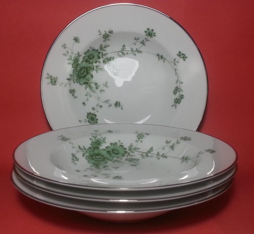 Noritake Ireland Tipperary Soup Plate 9" Diameter Silver Trim, Lot of 4 - Picture 5 of 11