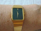 vintage Mens Seiko quartz dress watch needs battery