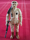 Star Wars Vintage-Style Hoth Rebel Soldier Action Figure w/ Blaster Rifle — photo 1