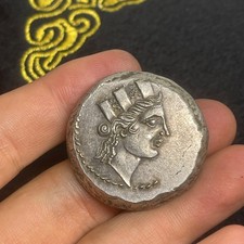 Wonderful Ancient Roman Greek Bronze Coin Intaglio In Excellent Condition