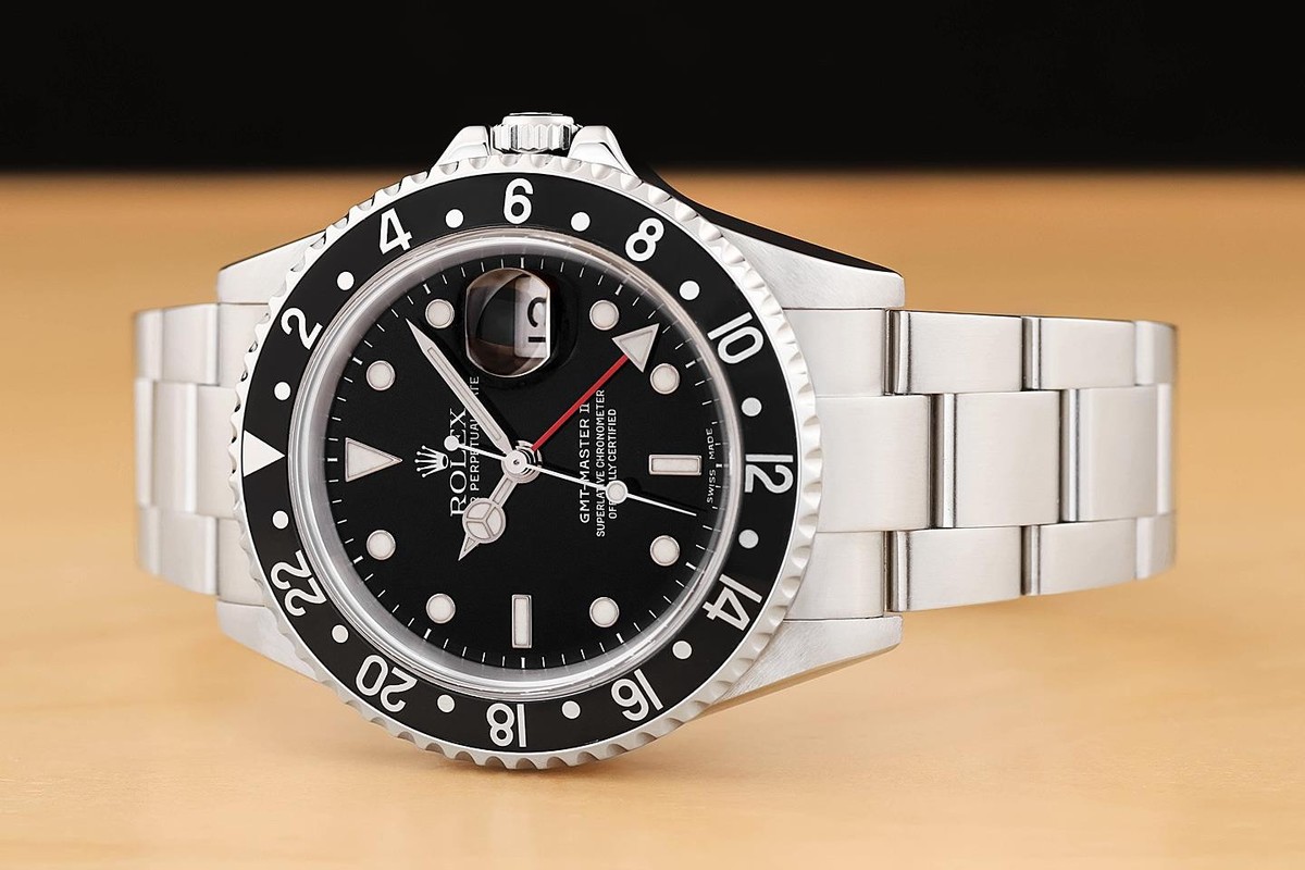 2005 ROLEX GMT MASTER II 16710 BLACK DATE NO HOLES 40MM STAINLESS