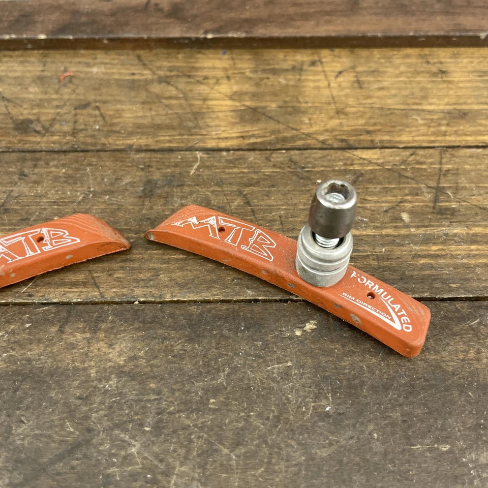 Kool Stop MTB V-Brake Pastillas Naranja Par Bicicleta de Montaña Llanta Pastillas de Freno 65g De Colección Foto 3 de 4