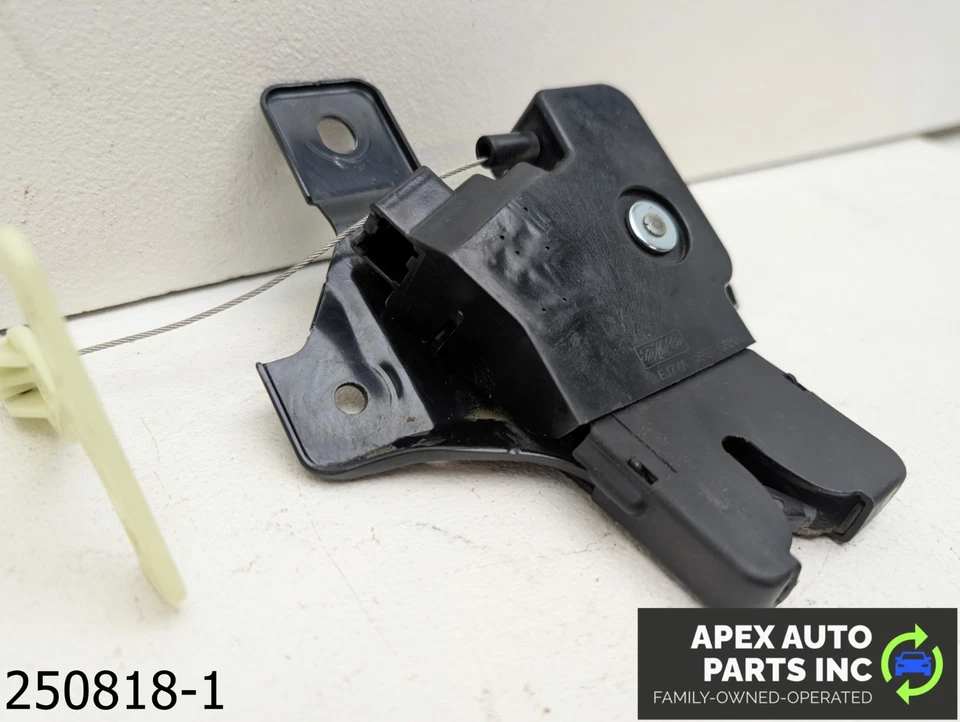 Actuador de bloqueo de pestillo de maletero trasero Ford Taurus 2010-2012 OEM 3,5 L Foto 3 de 4