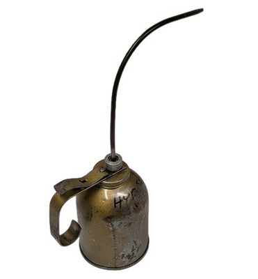 Eagle No. 29 Hydraulic Thumb Pump Oil Can 1 Quart Fixed Spout USA Vintage