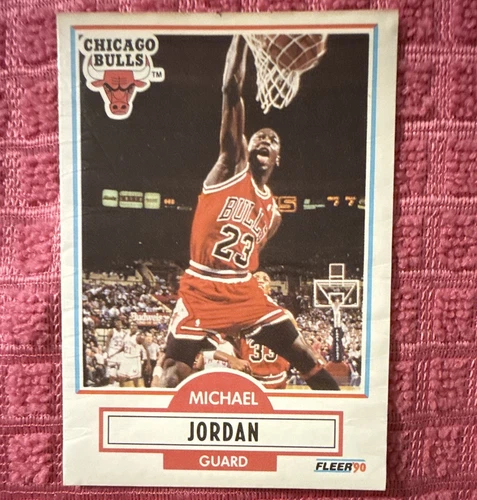 Fleer 1990 Fleer Michael Jordan Base Set #26 Chicago Bulls NBA Basketball Card