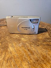 Olympus CAMEDIA D-380 2.0MP Digital Camera - Silver TESTED WORKS